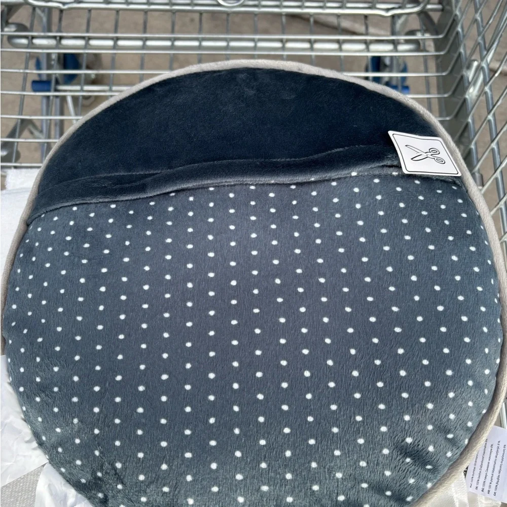 IKEA charming cat