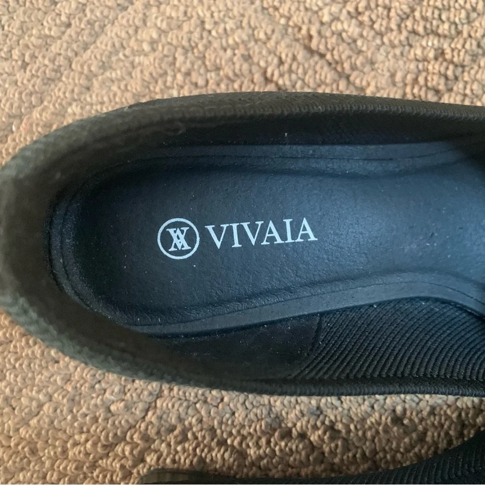 Vivaia woven fabric