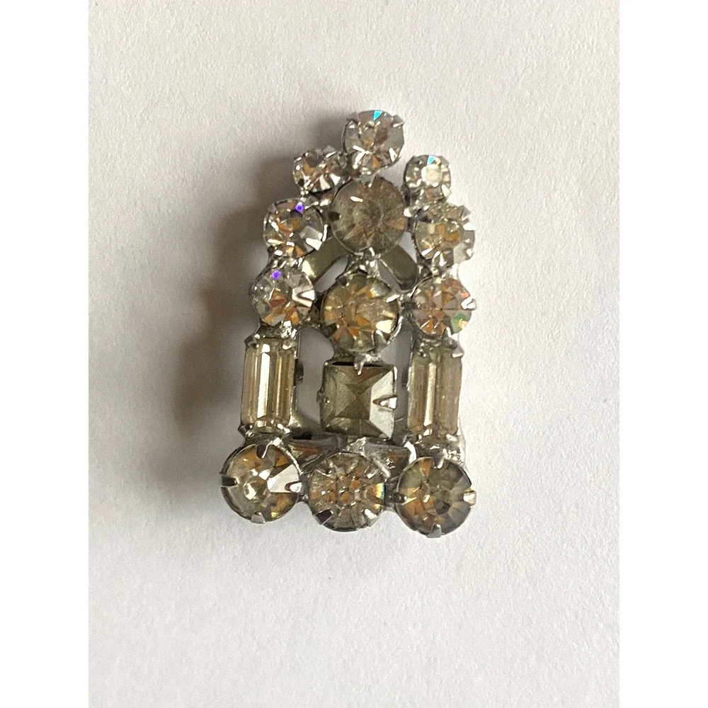 Vintage Clear Rhinestone Dress Fur Clip‎ Silver Tone Art Deco Costume Jewelry