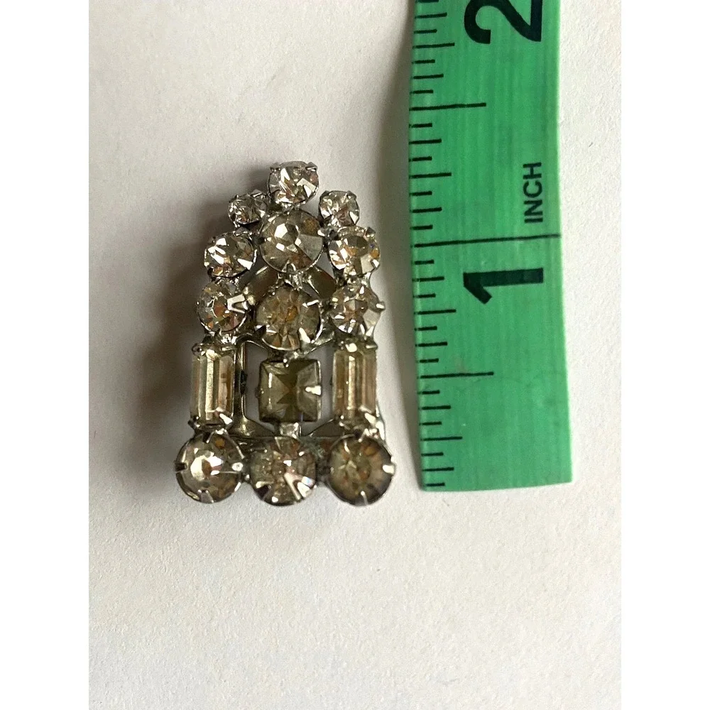 Vintage Clear Rhinestone Dress Fur Clip‎ Silver Tone Art Deco Costume Jewelry