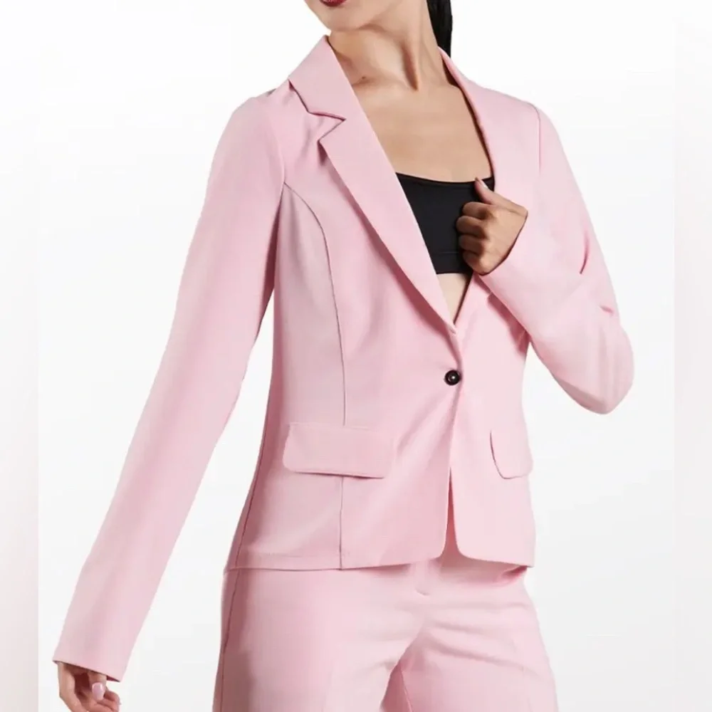 Weissman chic polished