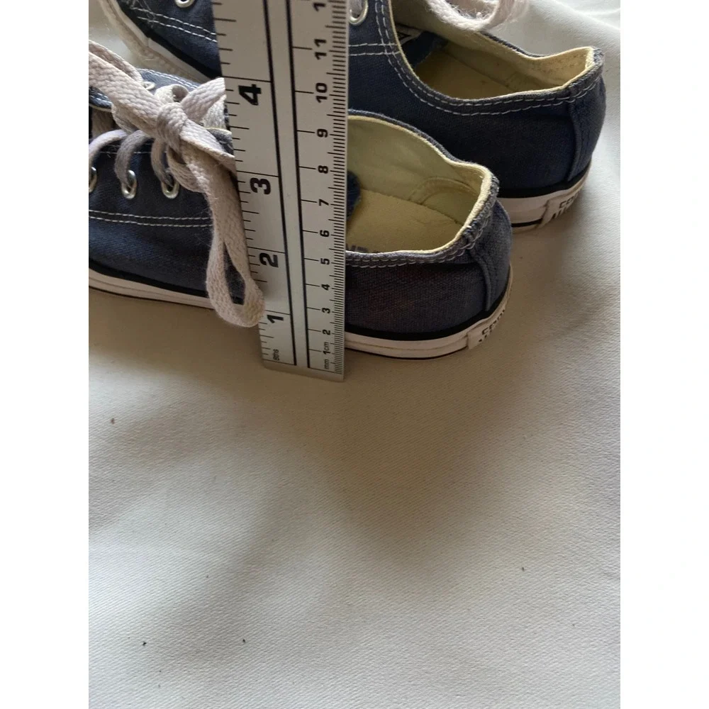 Converse good preowned
