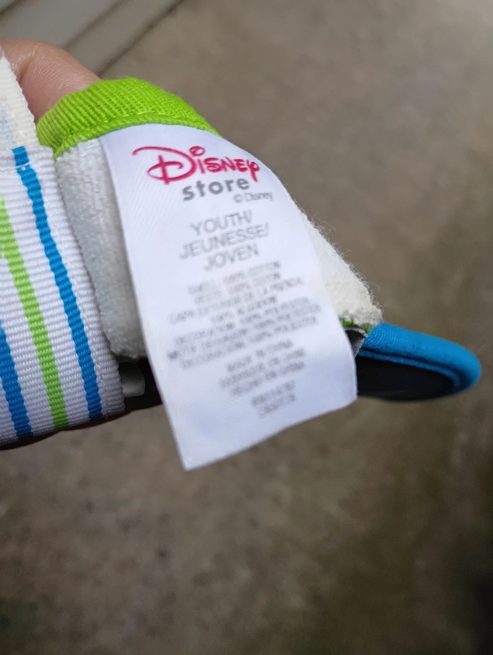 Disney 19 circumference