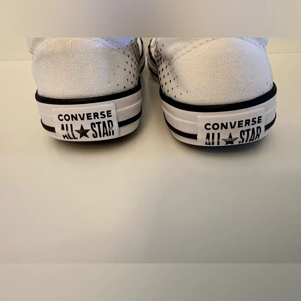Converse very good