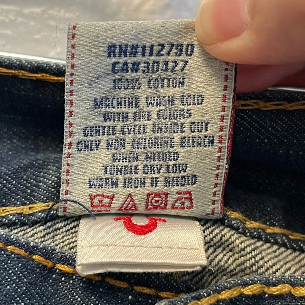 True Religion sz details