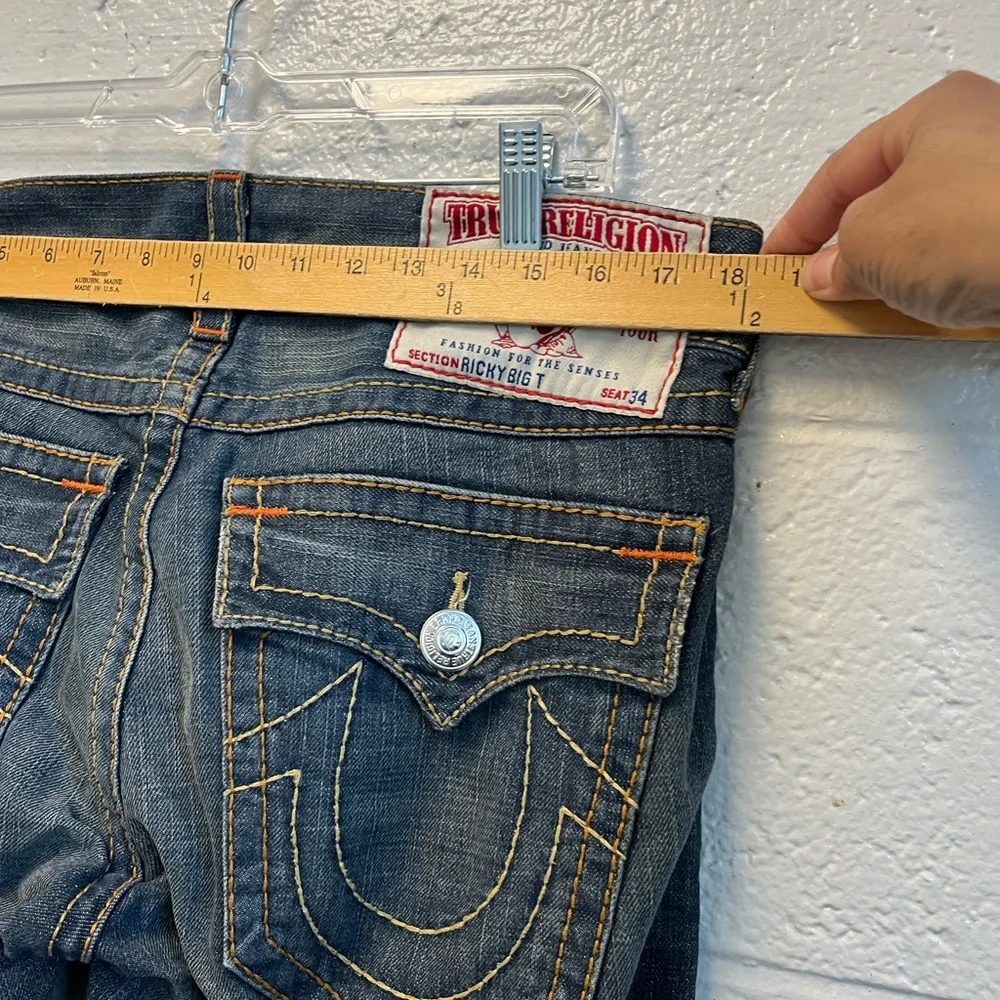 True Religion wear 32