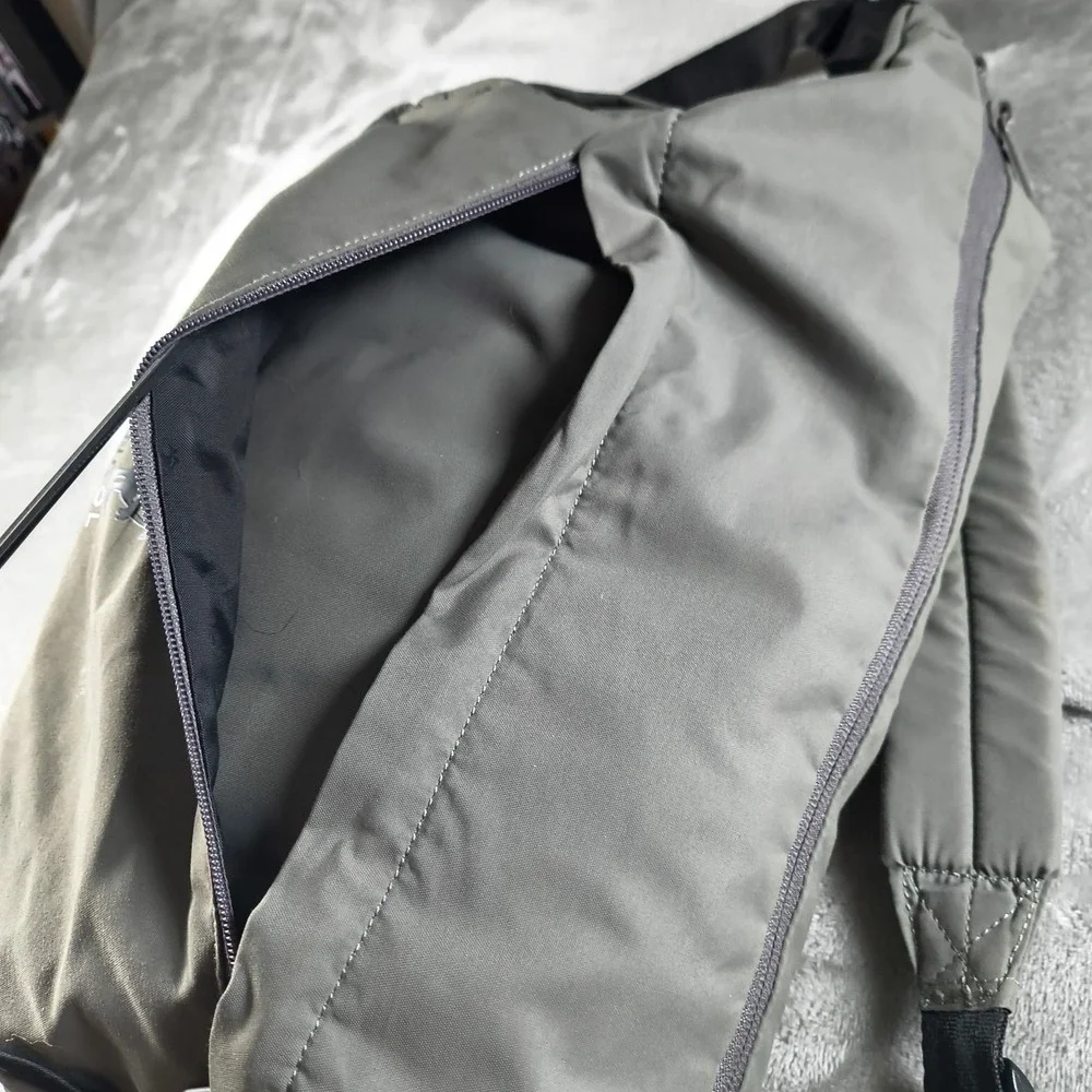 Kangol bag gently