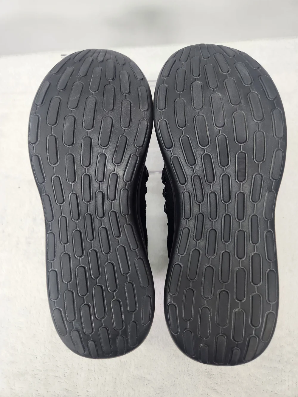 adidas lightweight knit