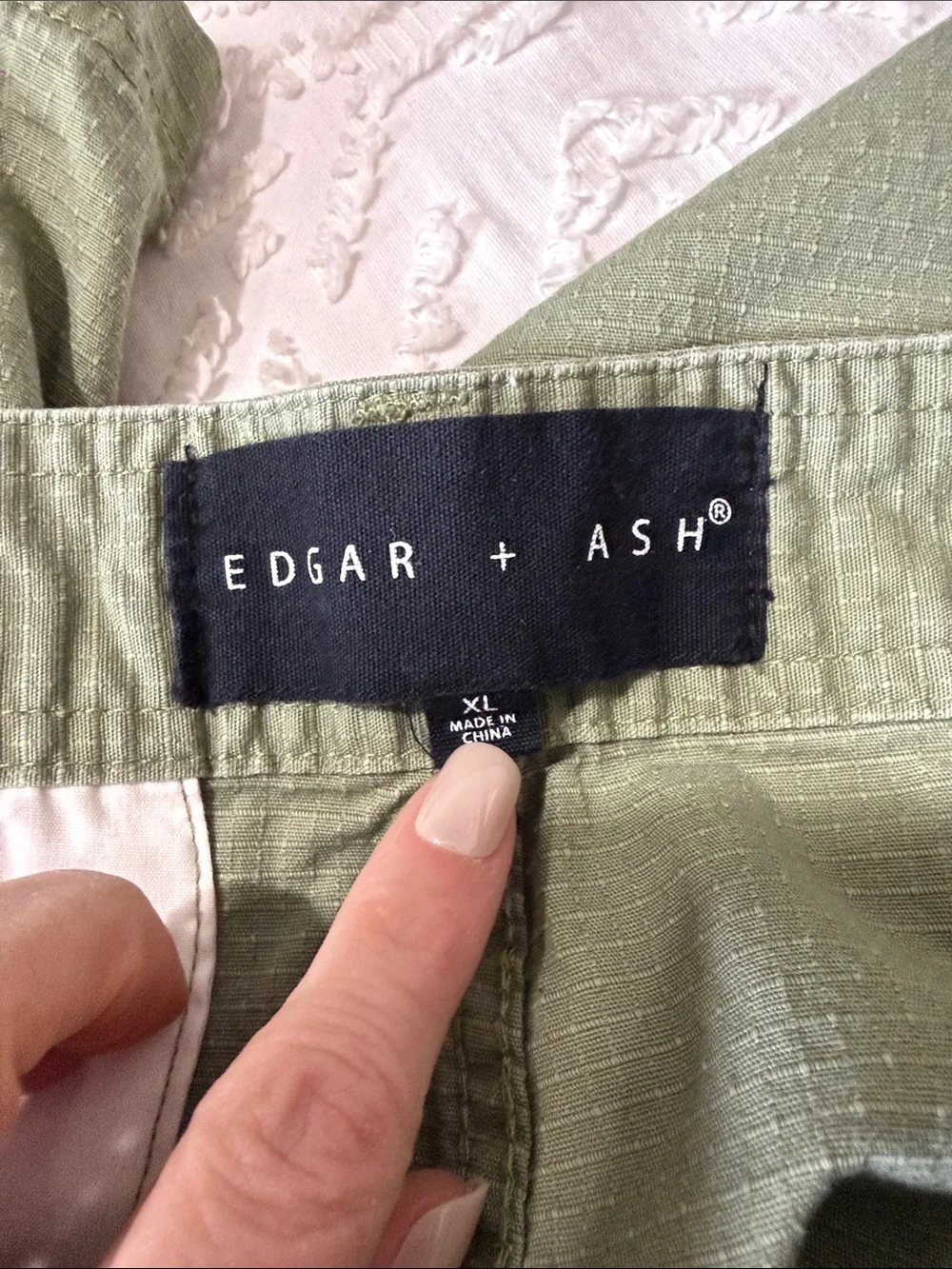 Edgar + Ash Green Cargo Men’s Shorts 9 Inch Inseam Size XL 40
