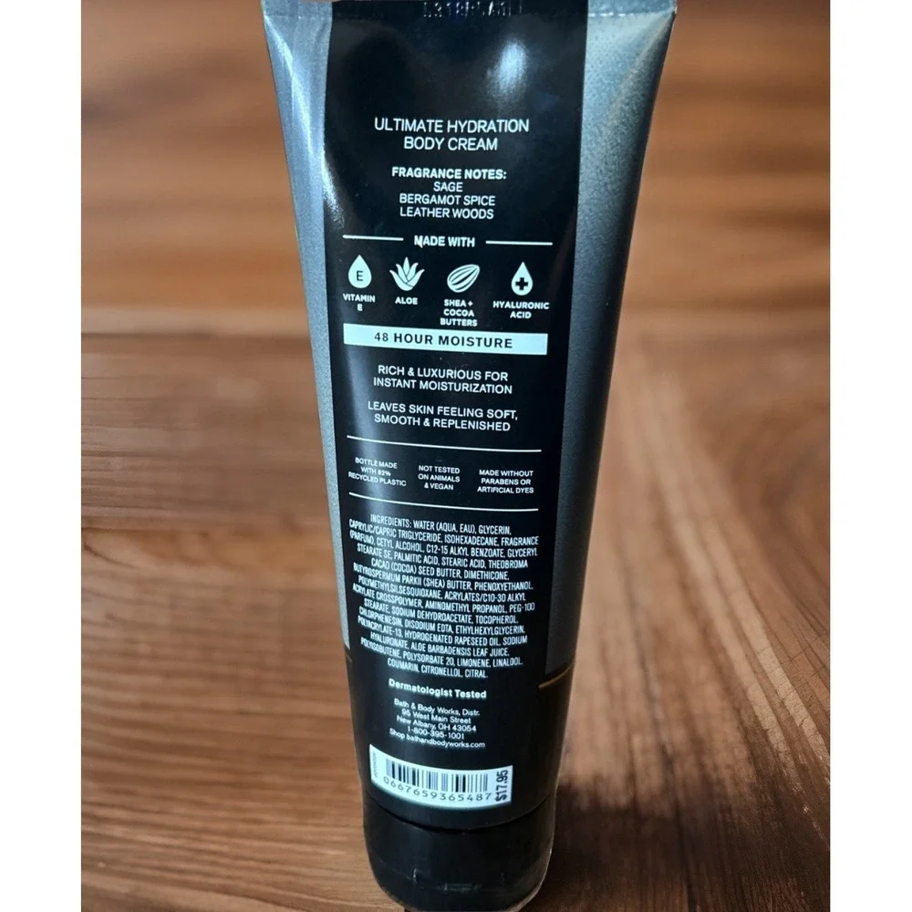 Bath & Body Works graphite cream men