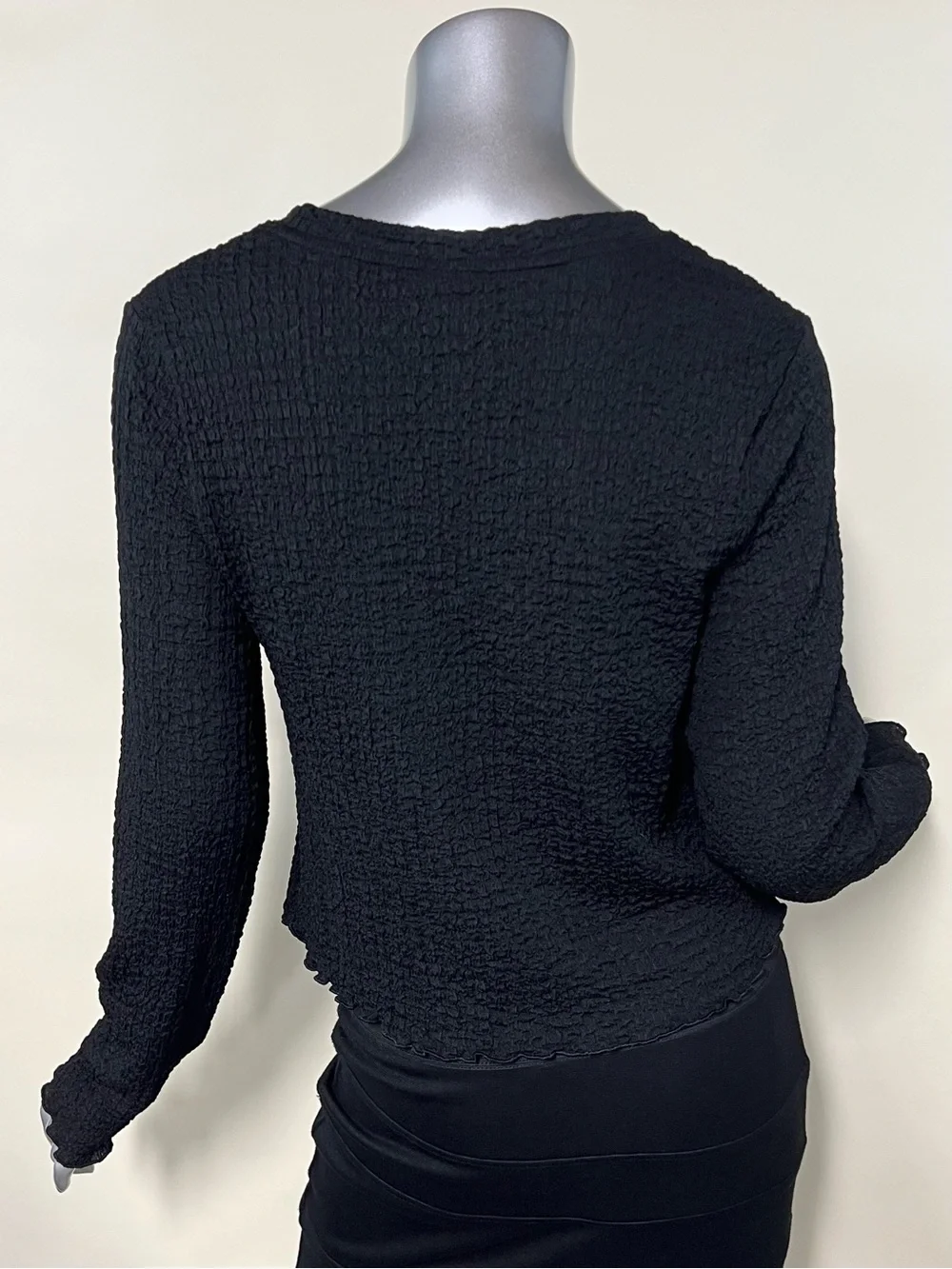 A New Day Women’s Small Textured Long Sleeve Crinkle Blouse Crew Neck Top Black