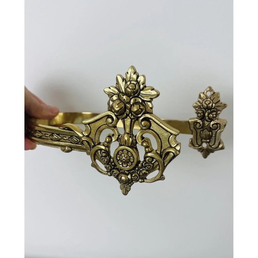 N/A elegant vintage