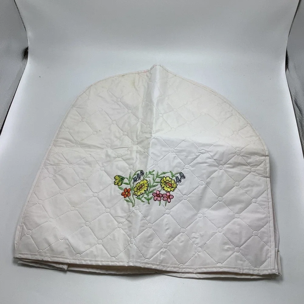 Vintage Quilted Vinyl‎ Appliance White Cover Floral Embroidery
