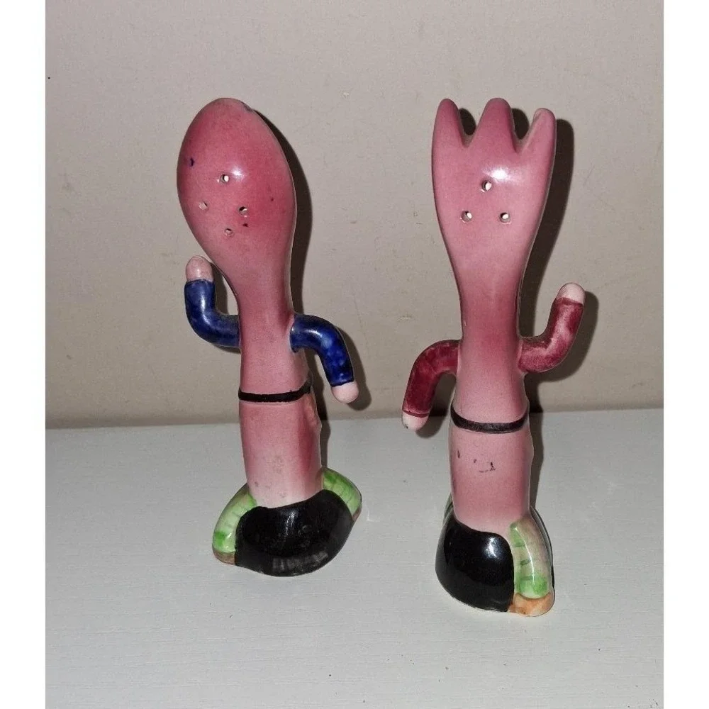 Vintage Anthropomorphic Spoon Fork Salt Pepper Shakers Pink Ceramic Japan Kitsch