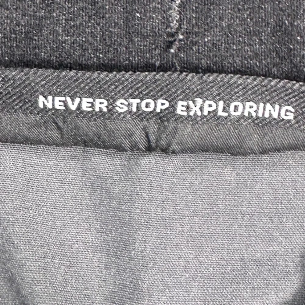 The North Face‎ Mens Size 38 Gray Cargo Shorts Elastic Waist Outdoor Casual