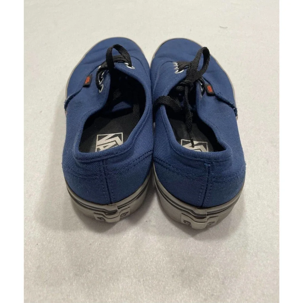 Vans lace up