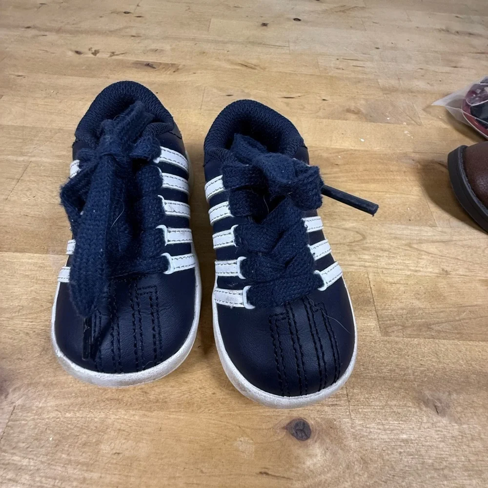 K-Swiss adorable swiss
