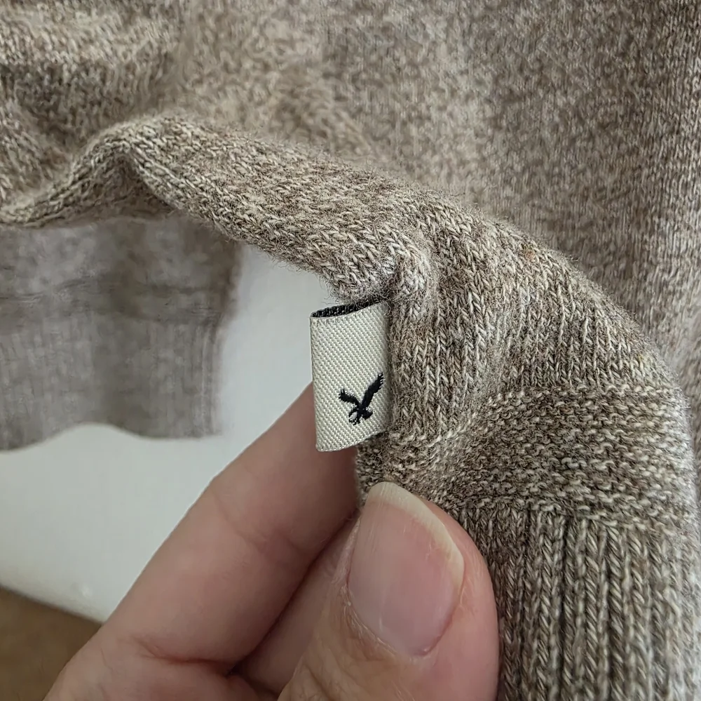 American Eagle Outfitters stay warm