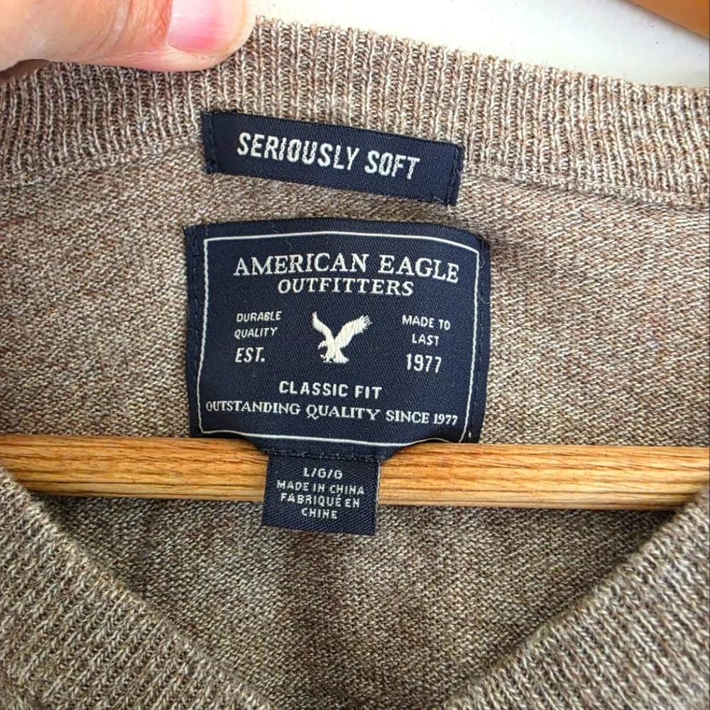 American Eagle Outfitters stay warm