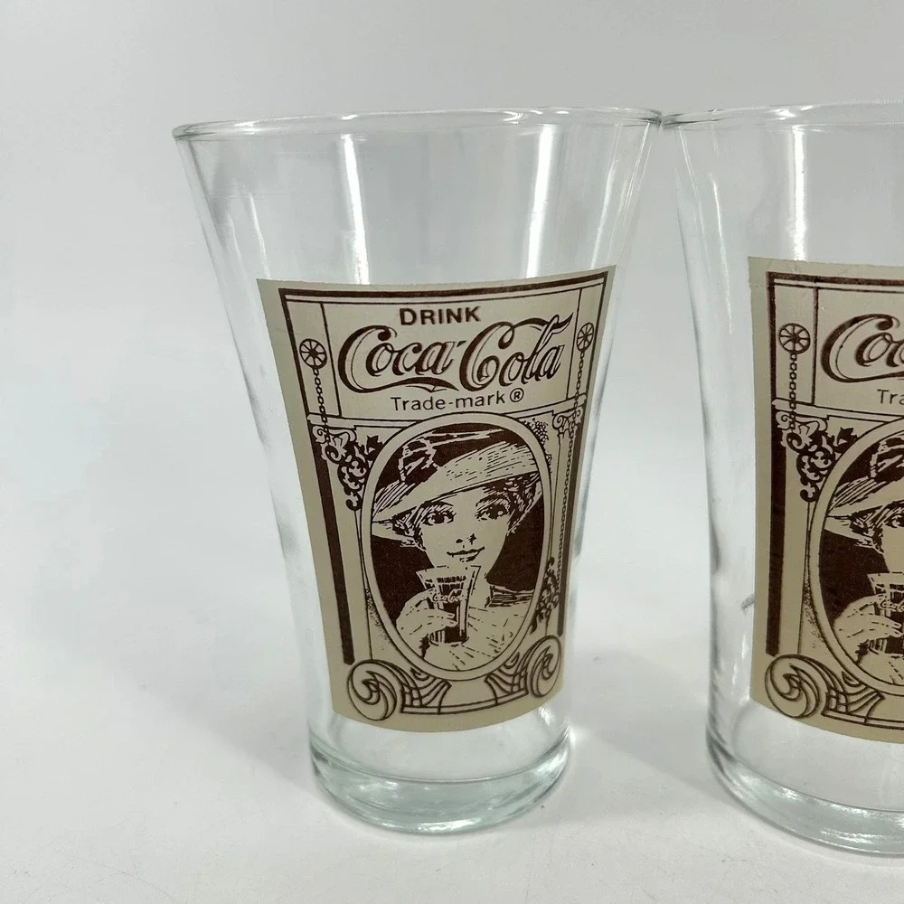 Coca-Cola set coca