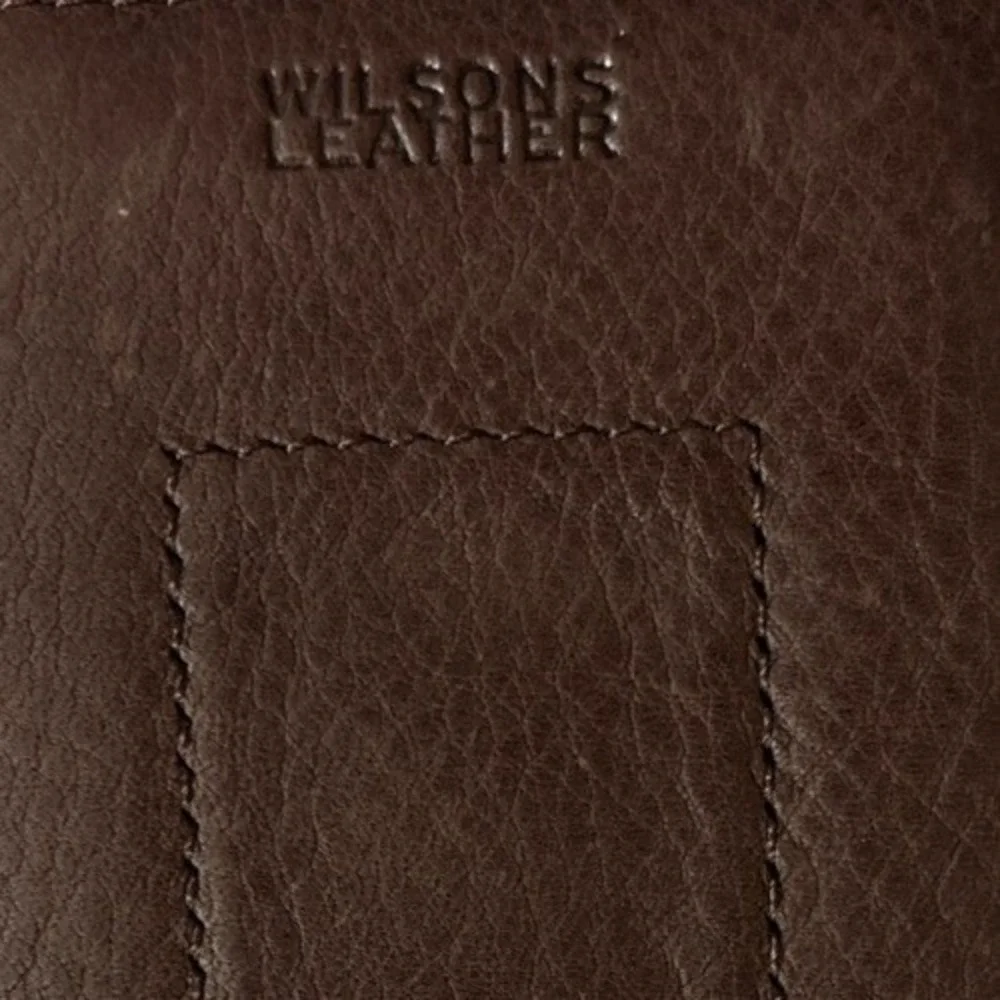 Wilsons Leather Brown Bifold Wallet‎ - No Money Clip - Otherwise EUC