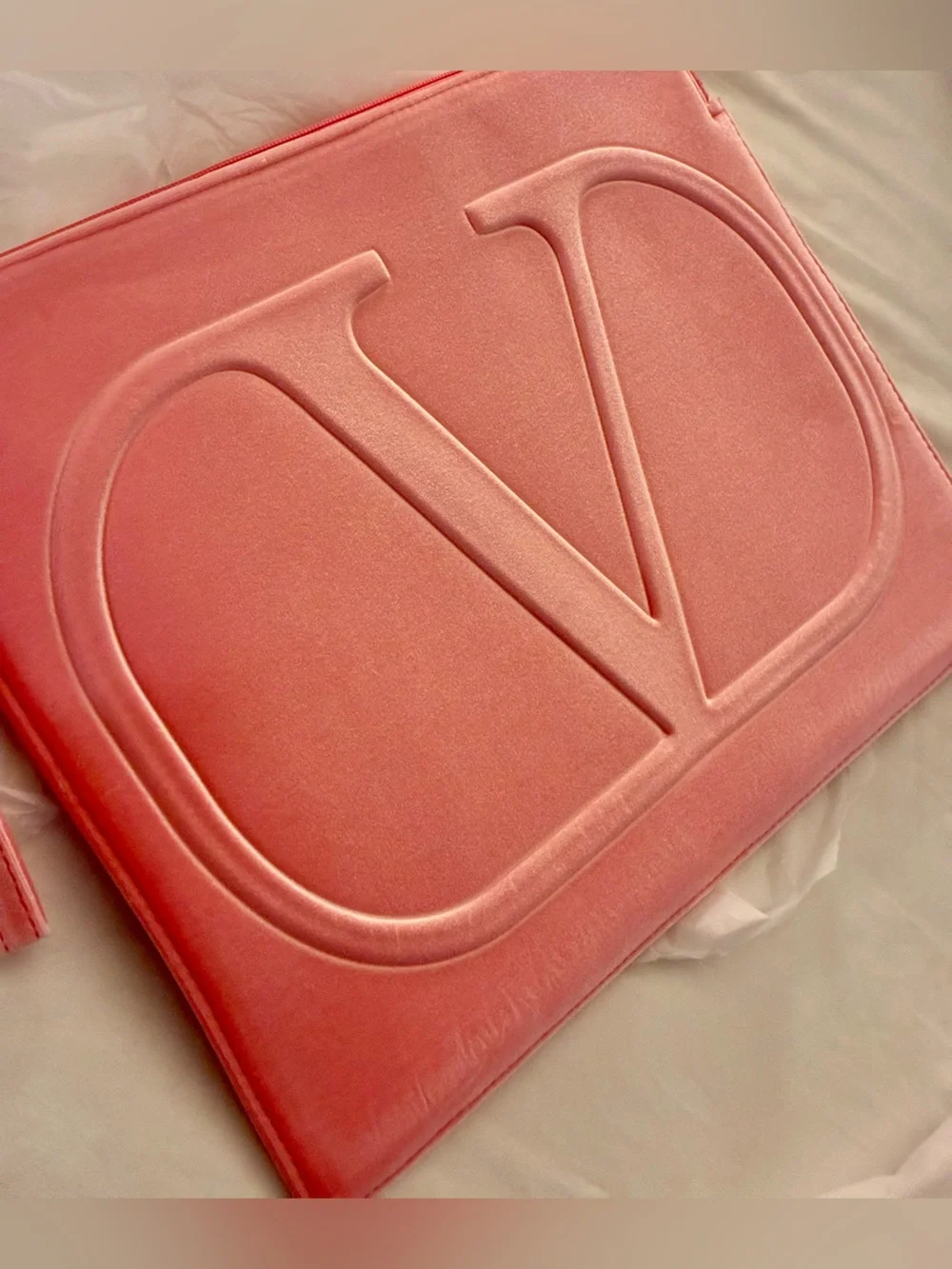 Ideal Gift!VALENTINO Pink Embossed V Logo Soft Velvet Laptop sleeve ;Coral pink
