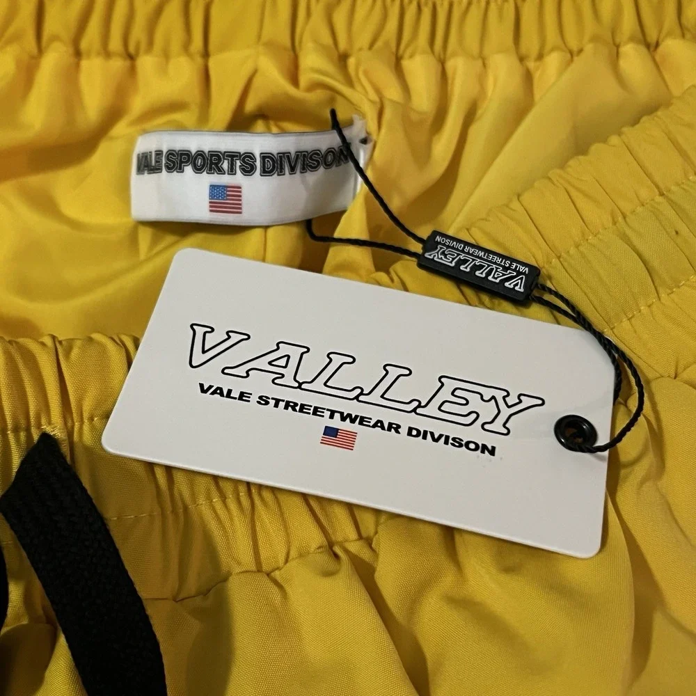 Valentino waist 36