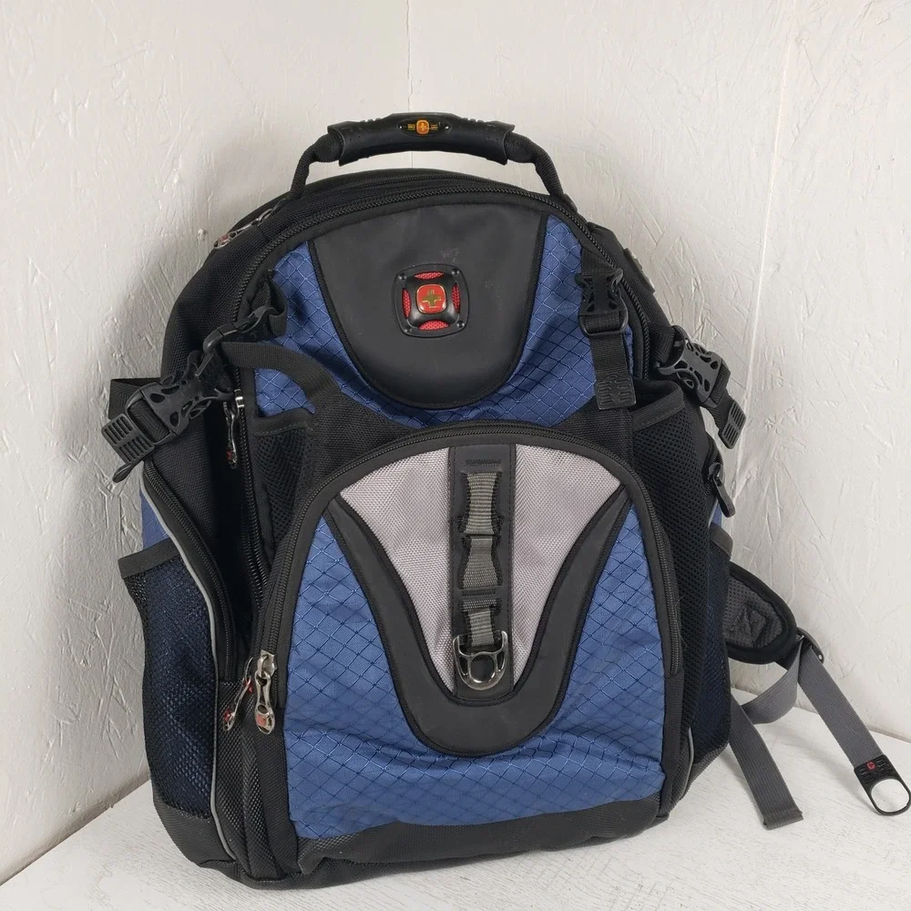 SwissGear Wenger Ibex 17