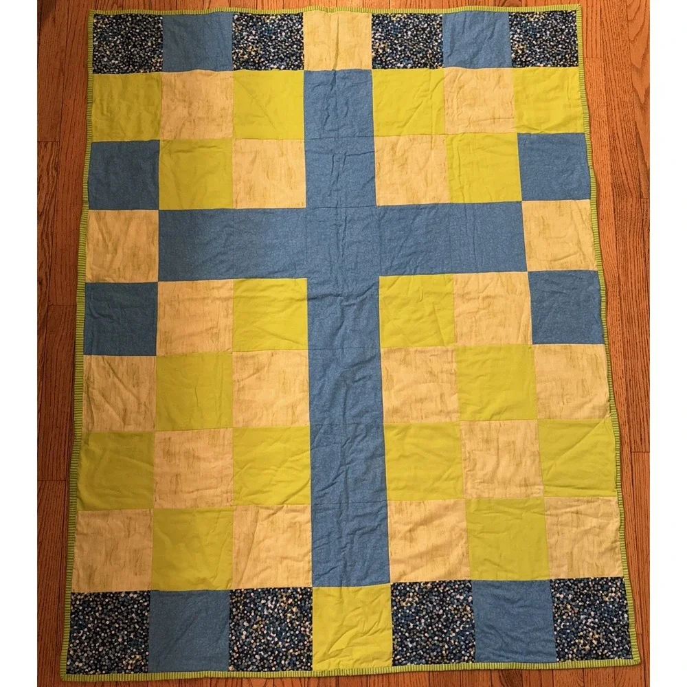 Reversible Rail Fence/Split Rail Fence Pattern & A Cross Pattern Quilt-42