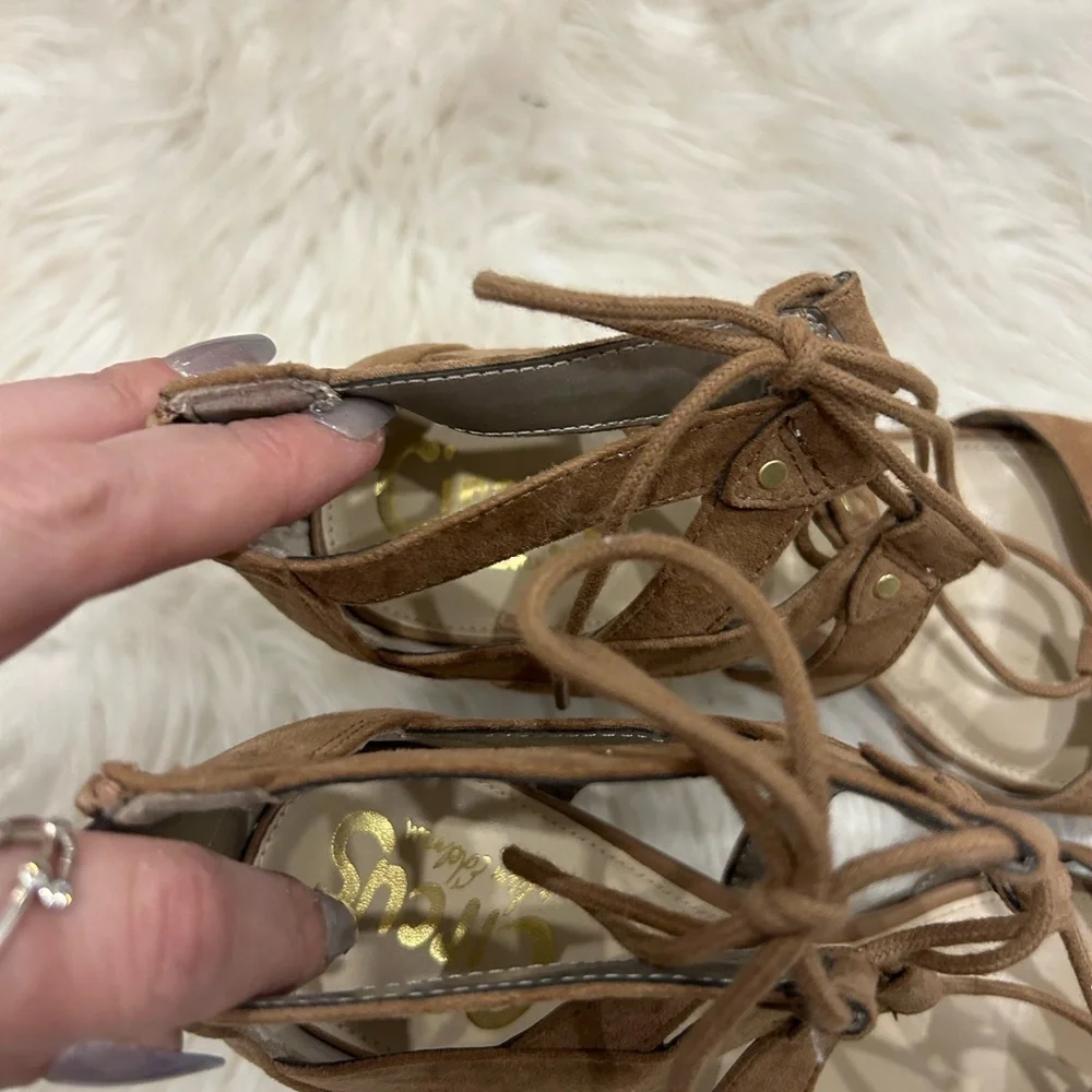 Circus by Sam Edelman back zip top