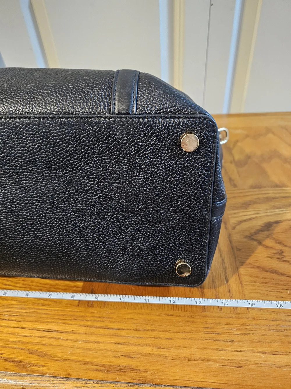 nwt pebbled