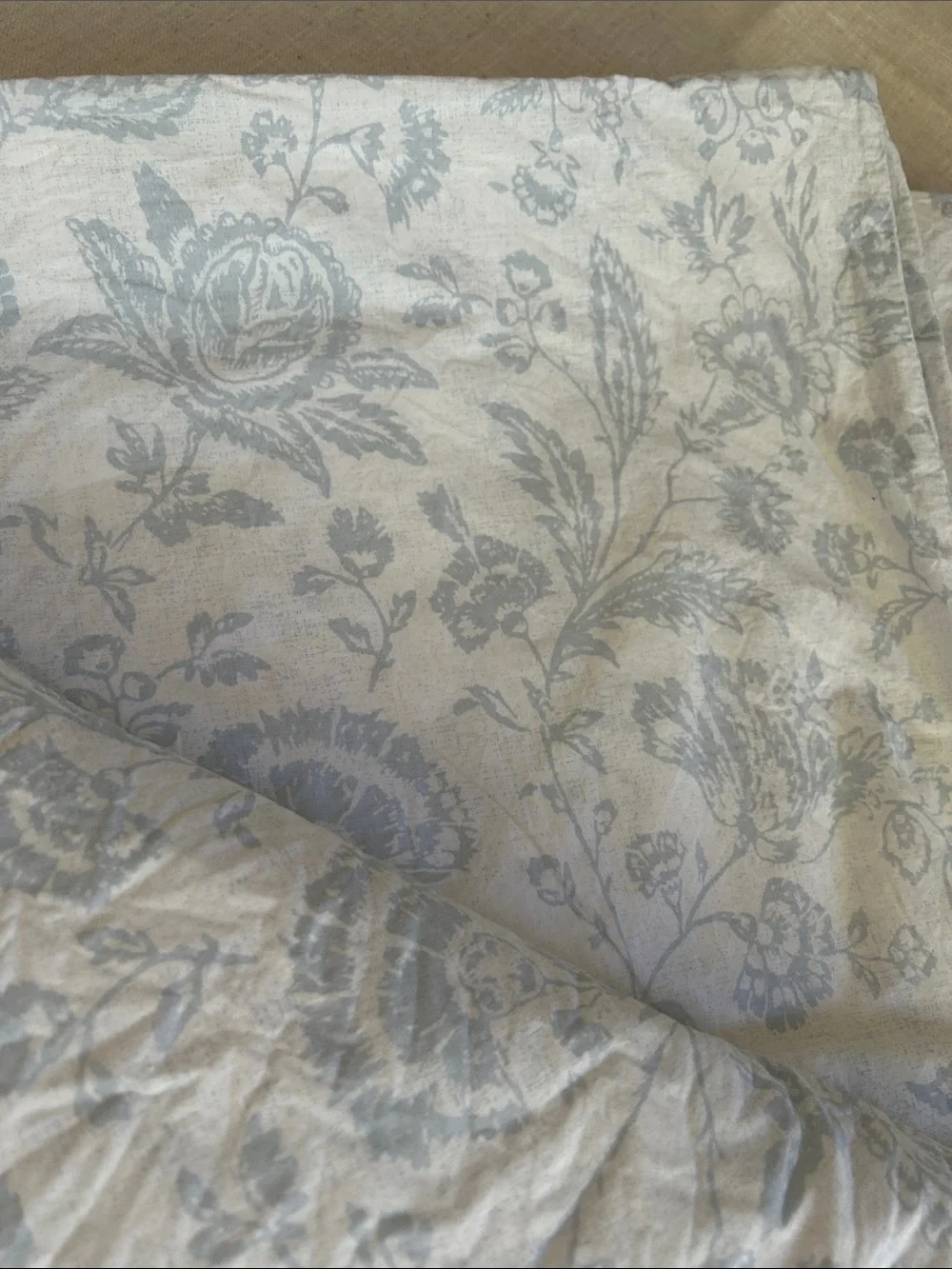 Cabbages & Roses elegant floral feel
