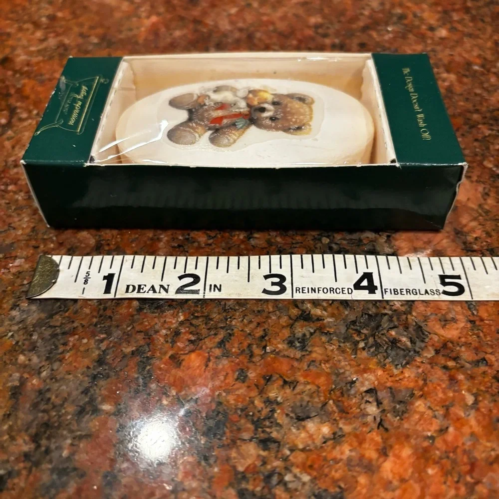 Lasting Impressions vintage lasting