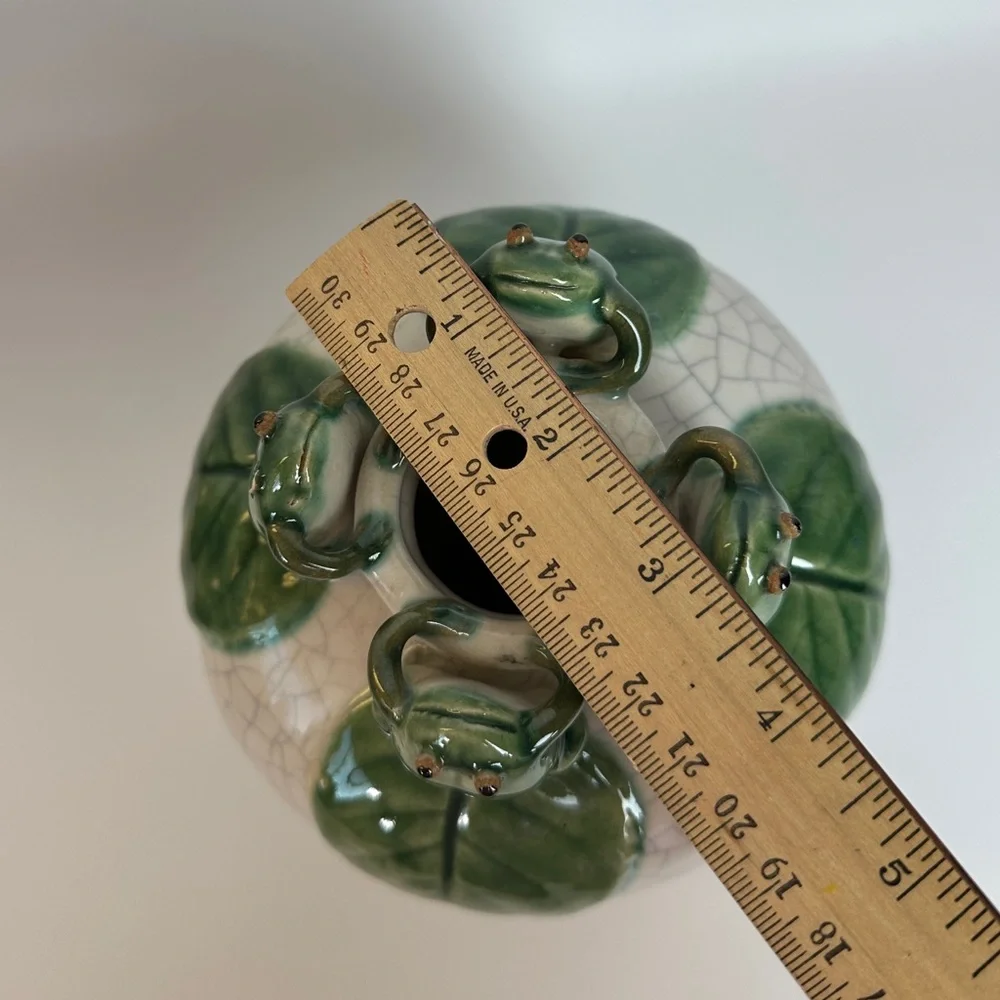 VTG Majolica Frog‎ Round Ceramic Art Pottery Vase