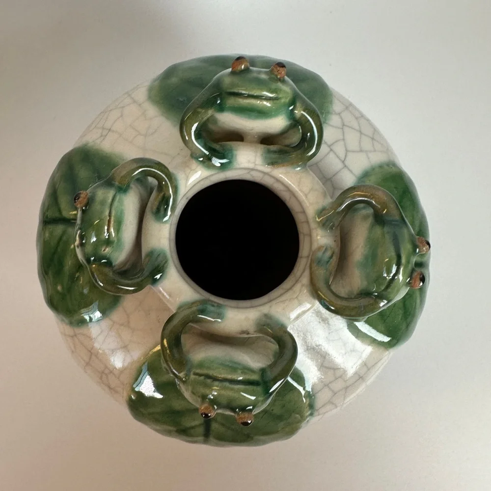 VTG Majolica Frog‎ Round Ceramic Art Pottery Vase