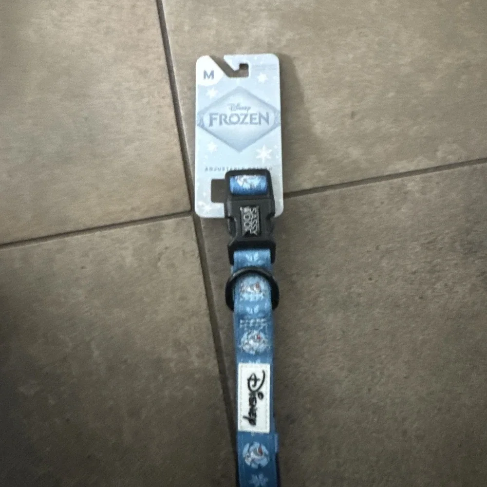 Sassy Woof Disney Frozen Olaf Dog Collar Size M Adjustable Medium Elsa Blue