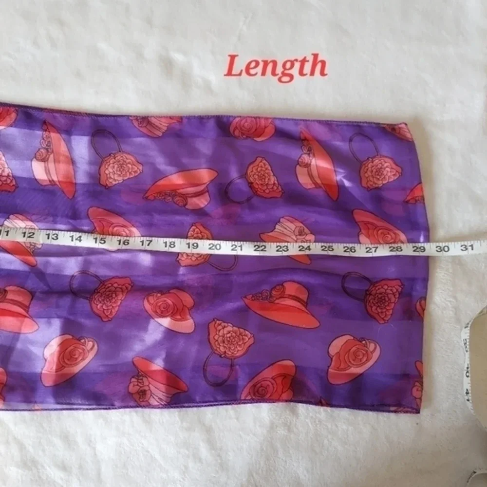 Bon Worth Red Hat‎ Society Rectangular Scarf