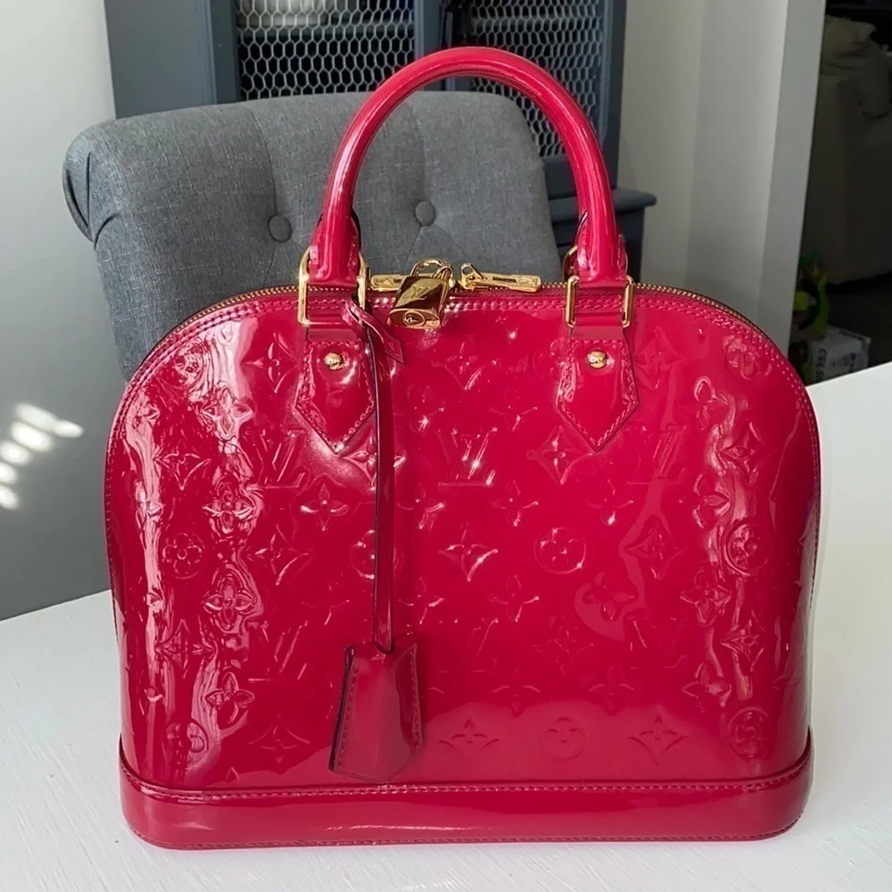 Louis Vuitton Pink Rose Indian Leather Monogram Vernis Alma Bag New Condition