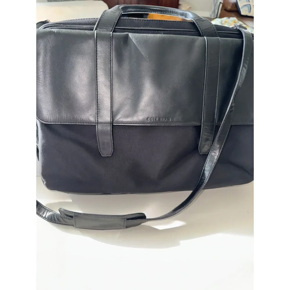 Cole Haan strap 17x12x3