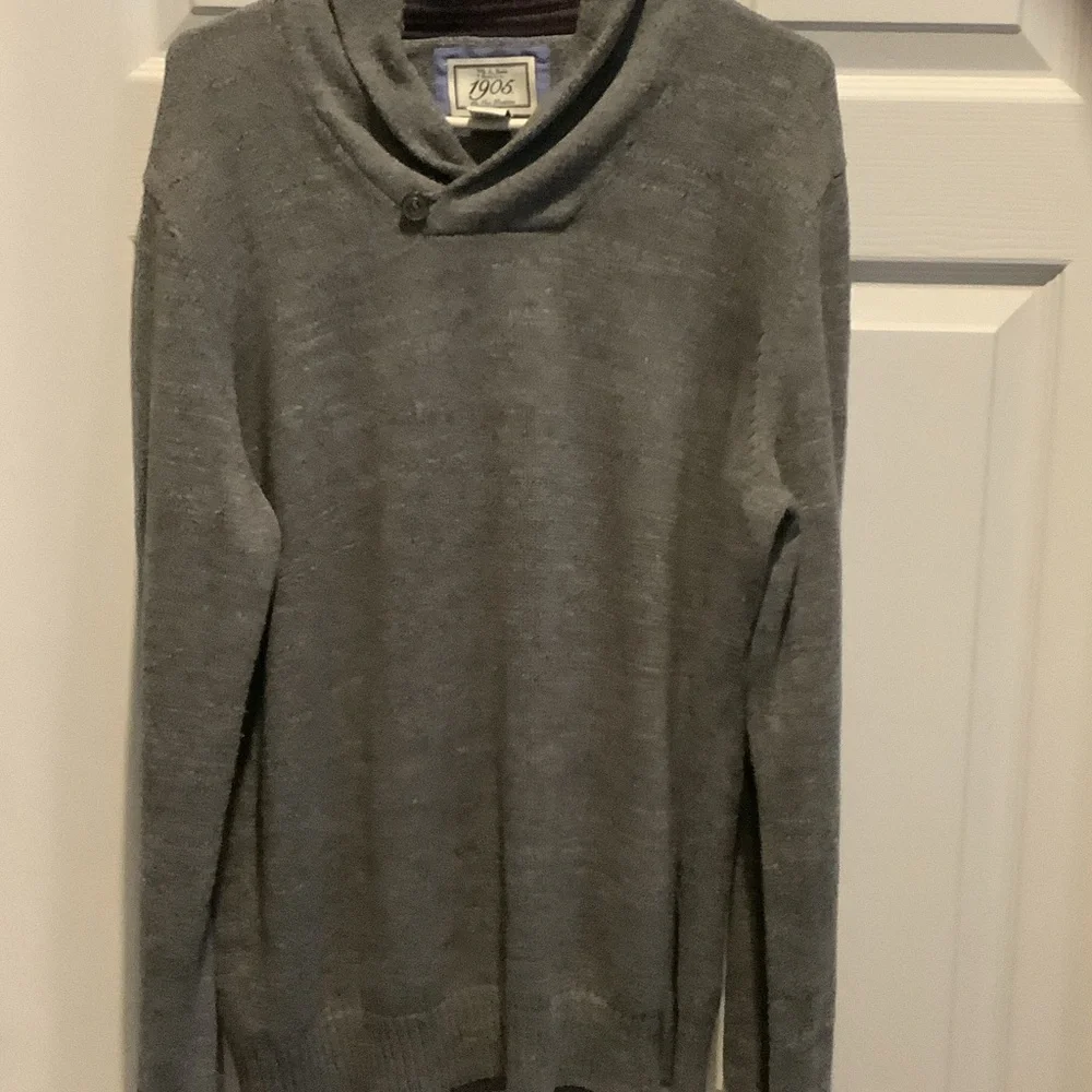 Jos. A. Bank stylish gray
