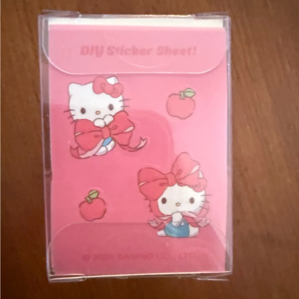 ❤️ 3/$25 THE CRÈME SHOP HELLO KITTY® TINTED PEPTIDE LIP BALM Berry Cherry