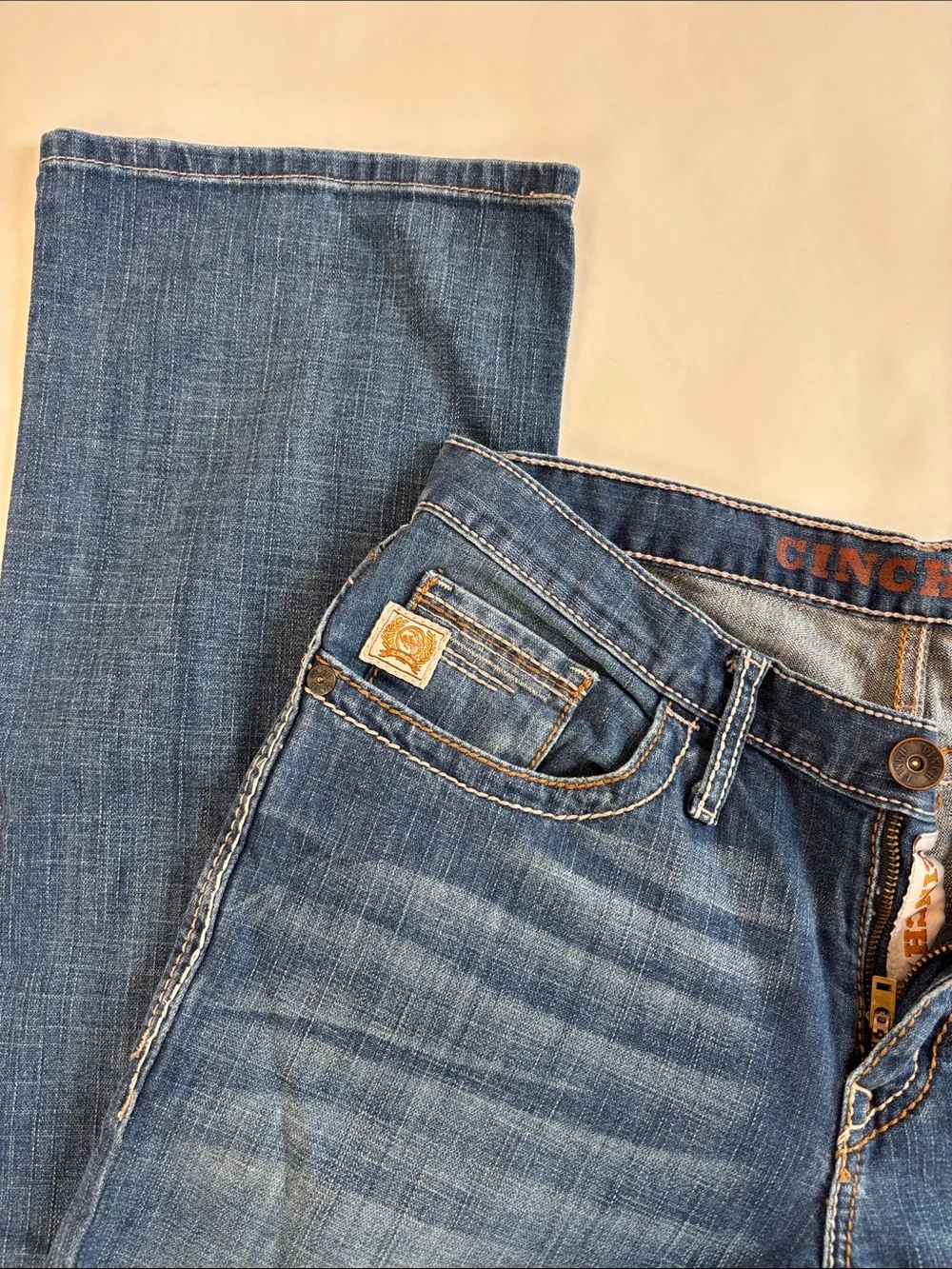 Cinch Ian Straight-Leg Jeans in Medium Blue Wash