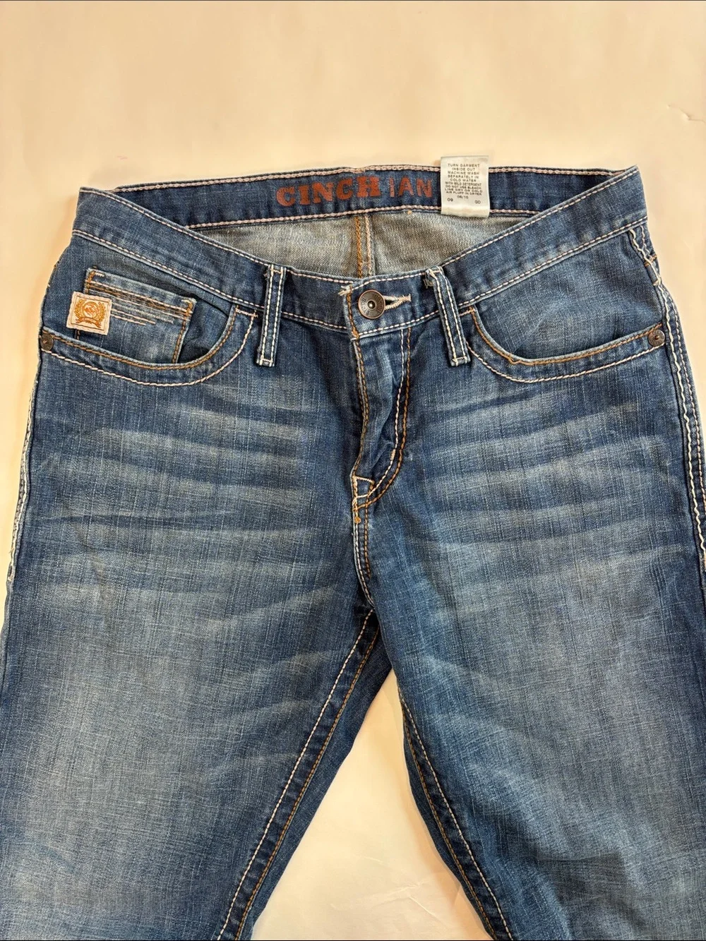 Cinch Ian Straight-Leg Jeans in Medium Blue Wash