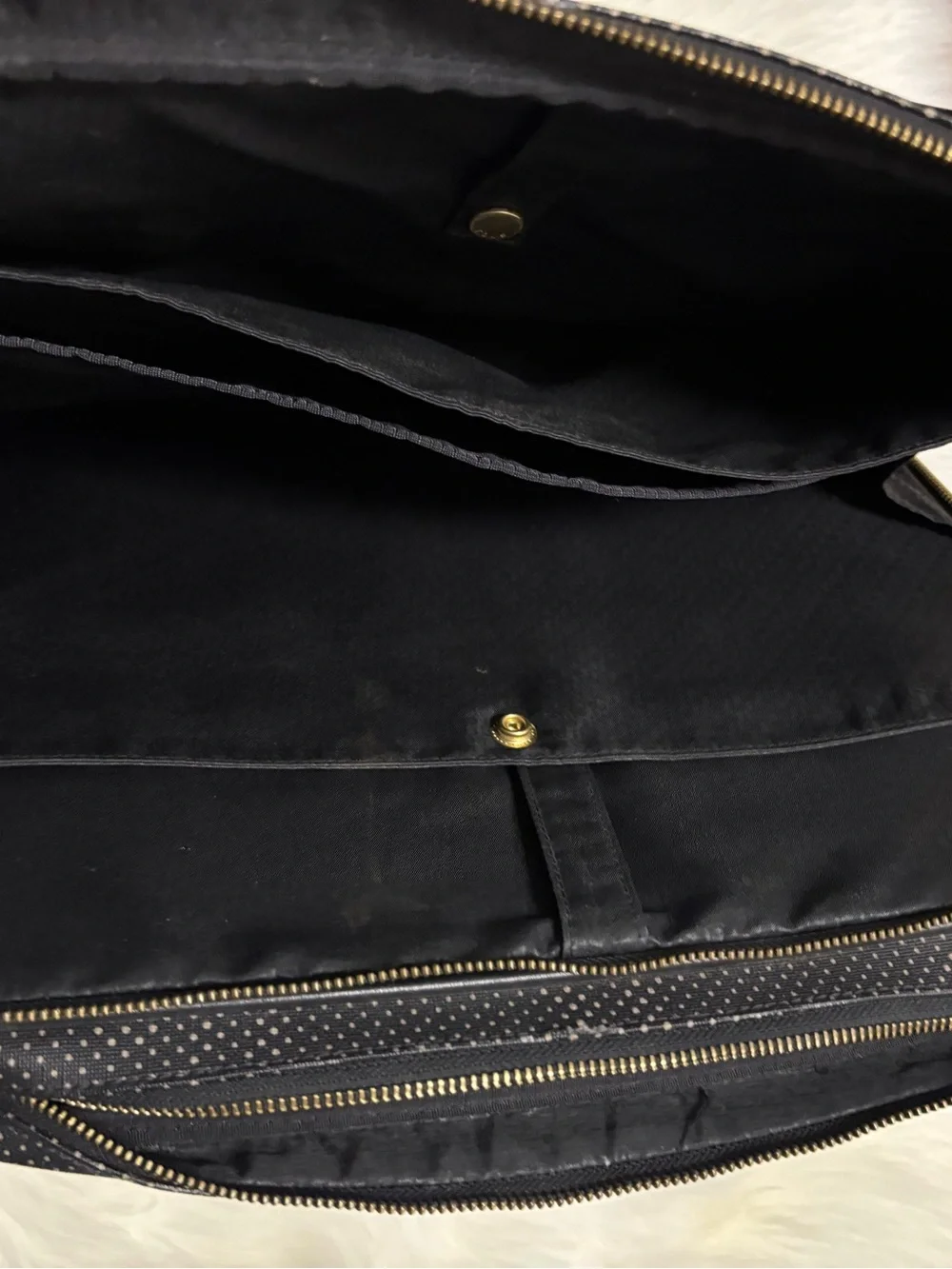 Tous pocket briefcase