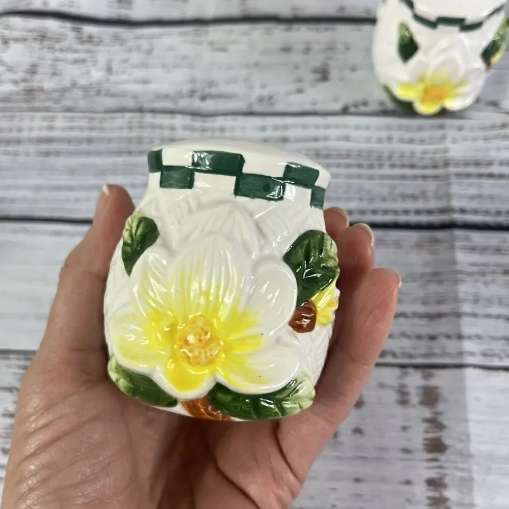 Vintage Youngs Salt & Pepper Shaker Set Magnolia Flower Country Farmhouse Yellow