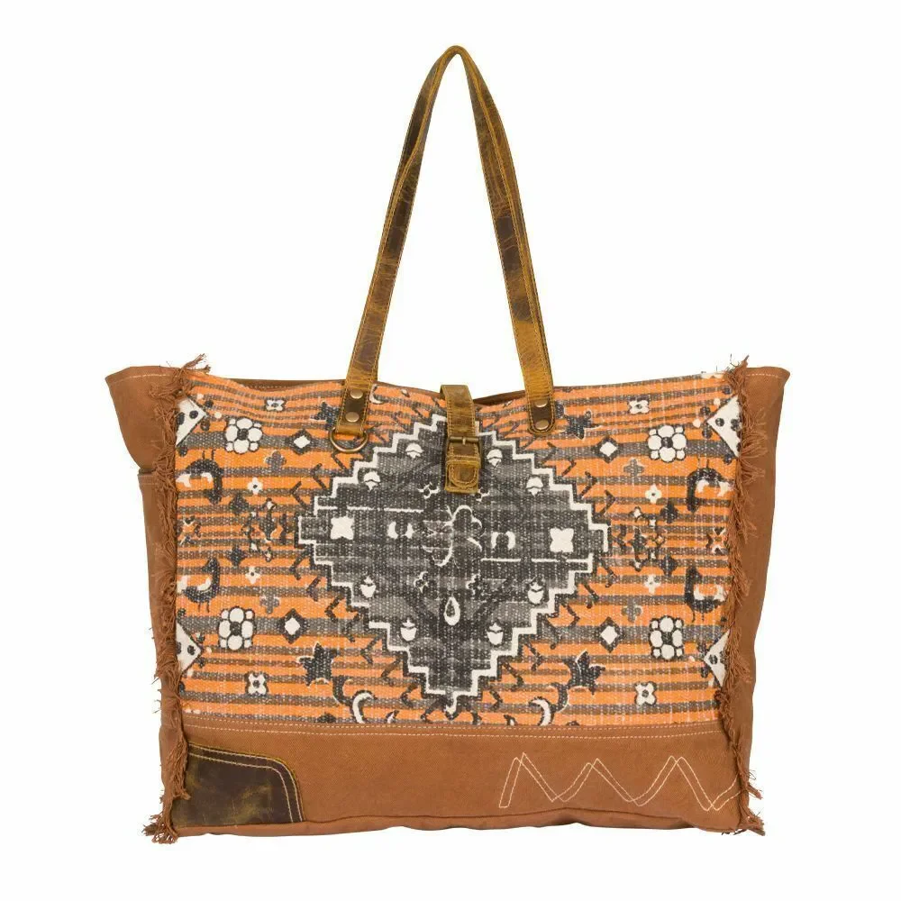 myra bag