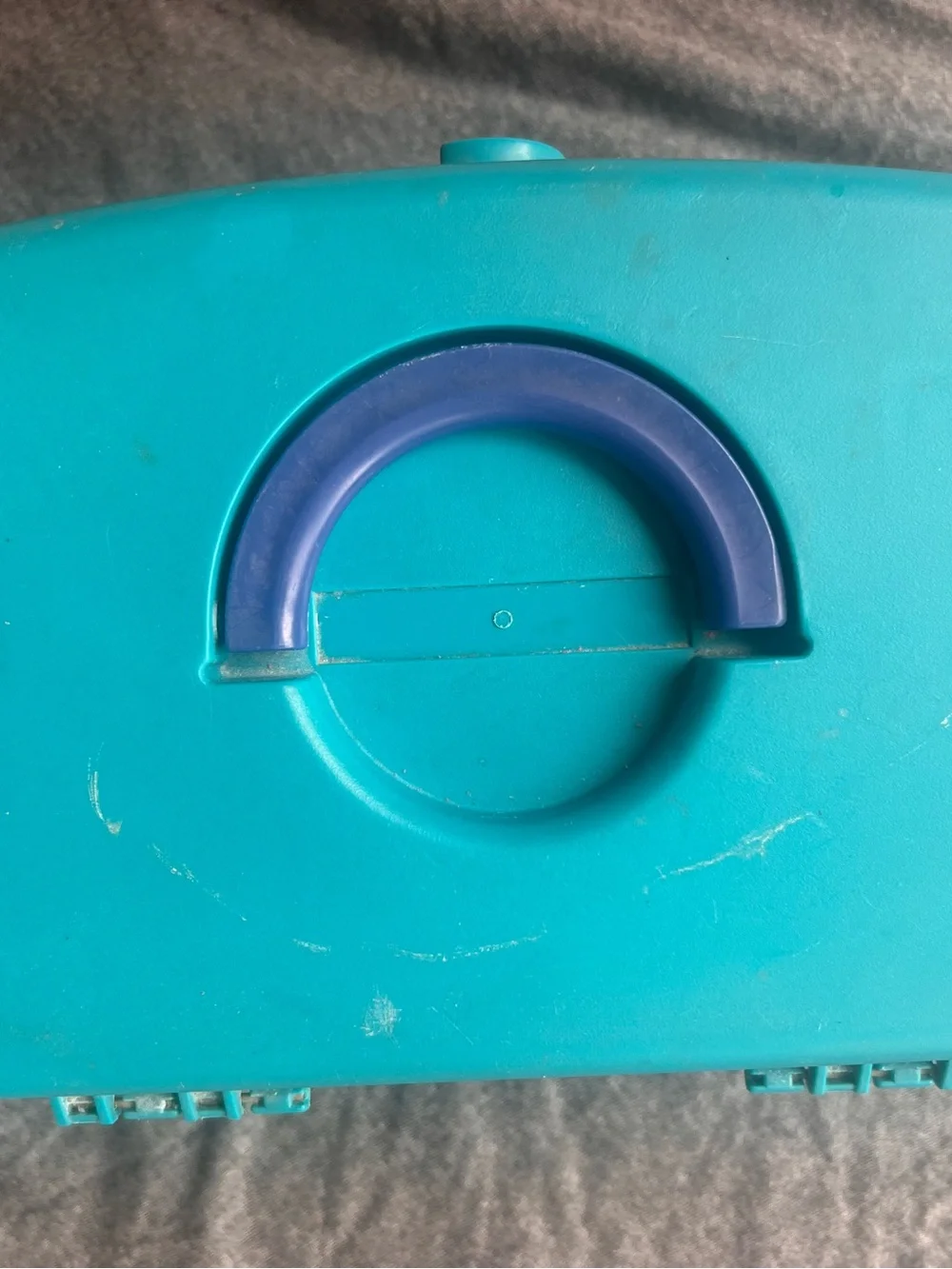 N/A bright turquoise