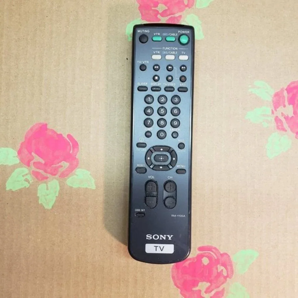 Sony rm y135a
