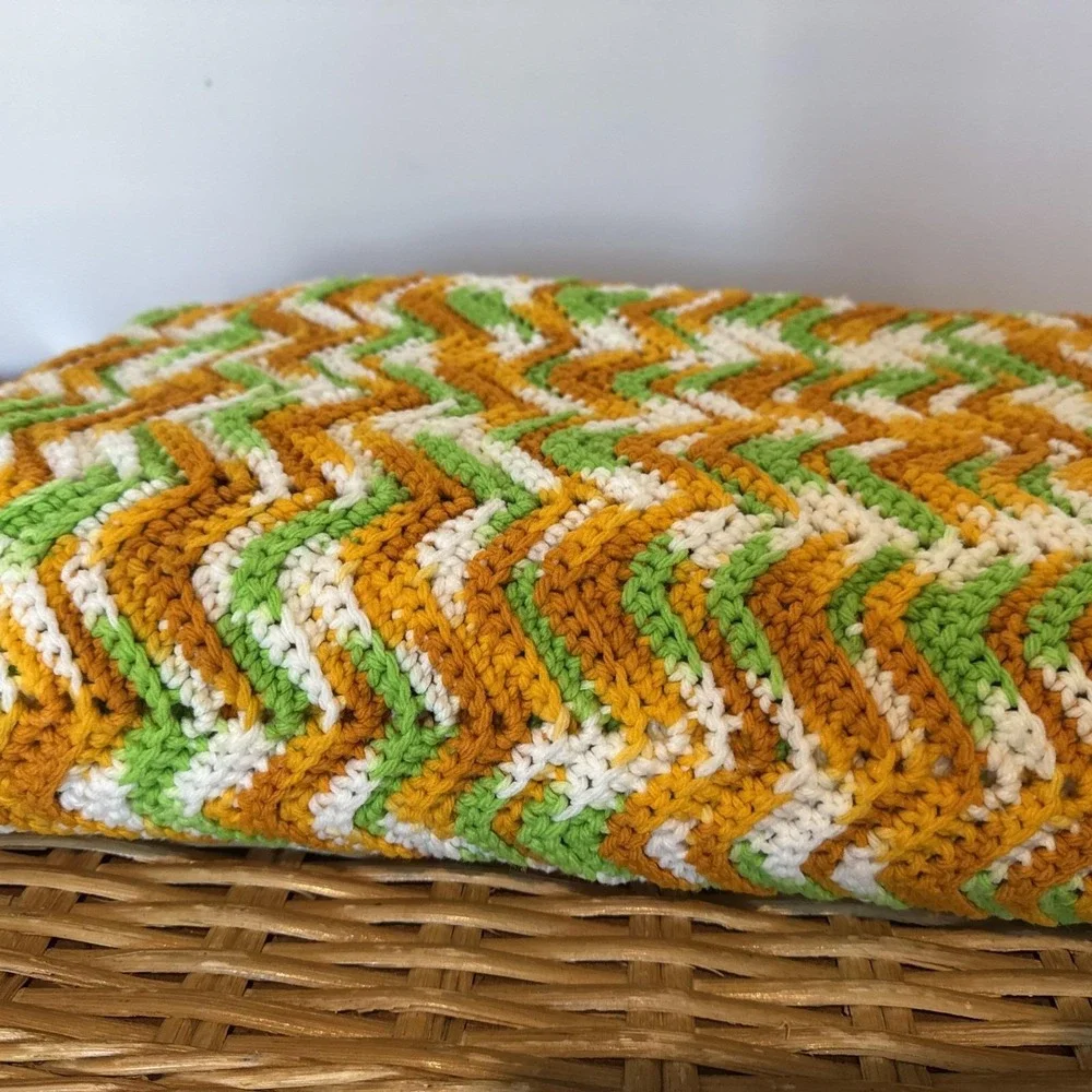 VTG Grandma Made Chevron Afghan Sofa Throw Blanket Zigzag Mustard Green Acrylic