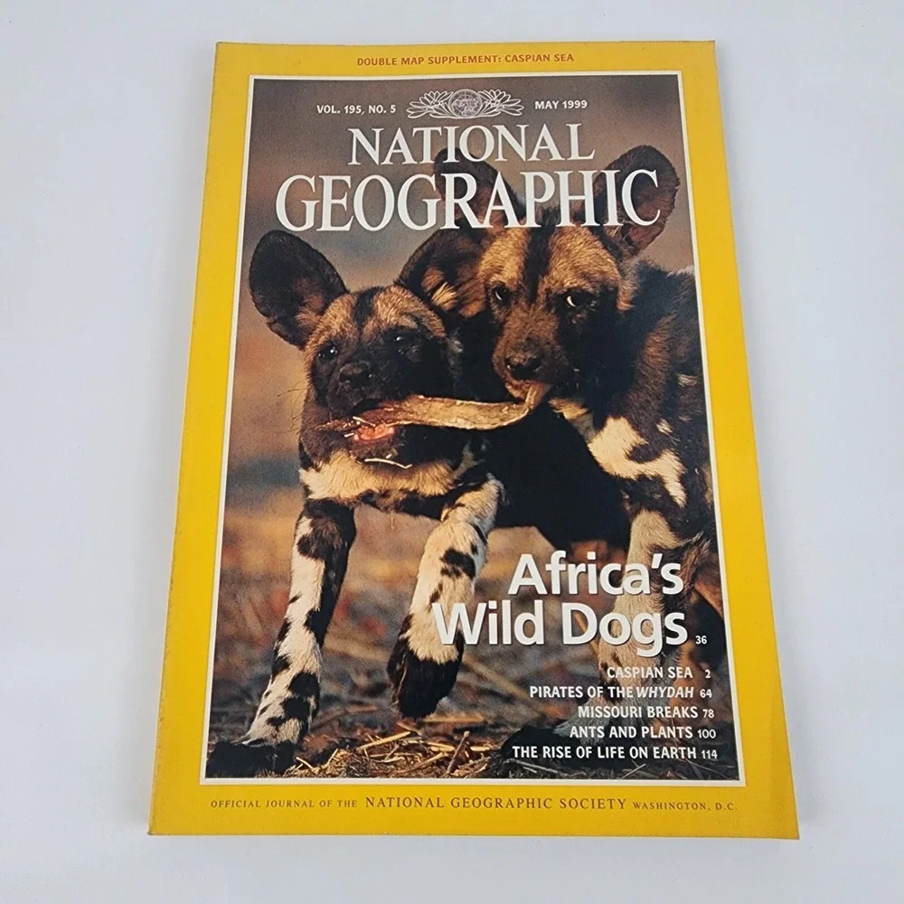 National Geographic‎ Magazine May 1999 No Insert